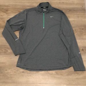 Nike Element running 1/4 zip